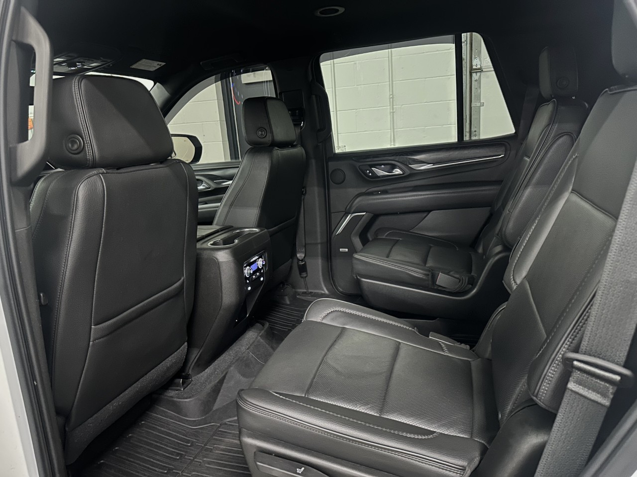 GMC Yukon Denali 4WD 2021