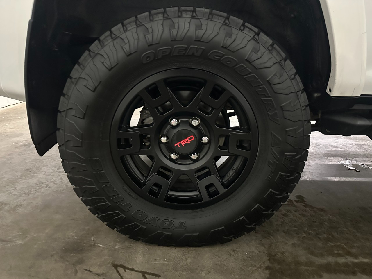 Toyota 4Runner SR5 Premium 4WD 2023