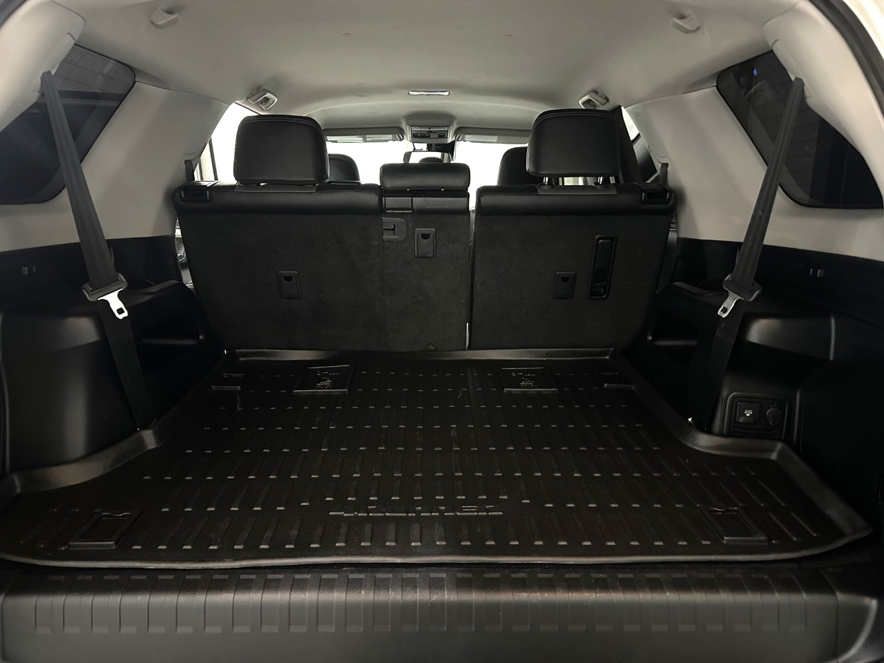 Toyota 4Runner SR5 Premium 4WD 2023