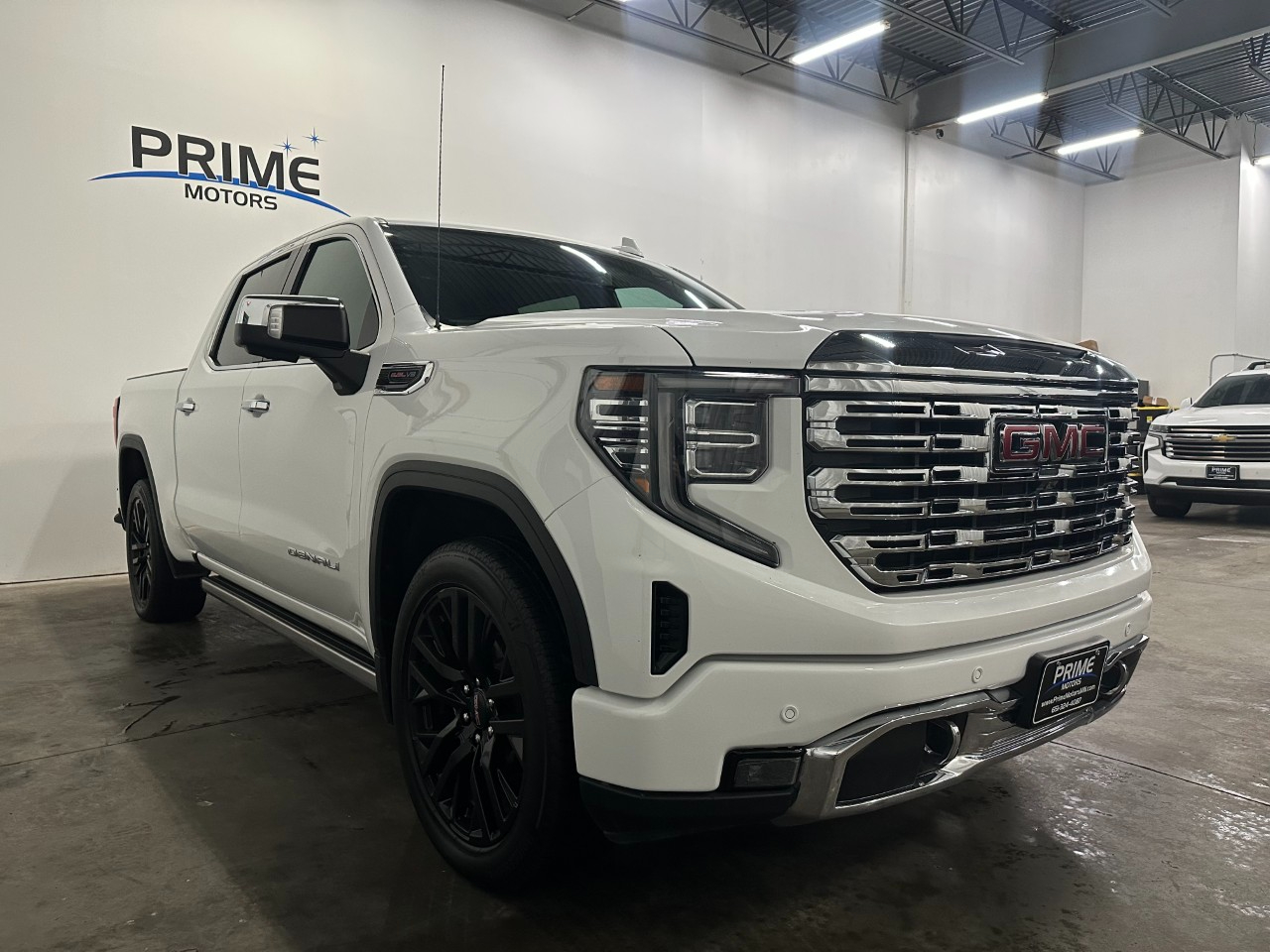 GMC Sierra 1500 Denali Crew Cab Short Box 4WD 2022