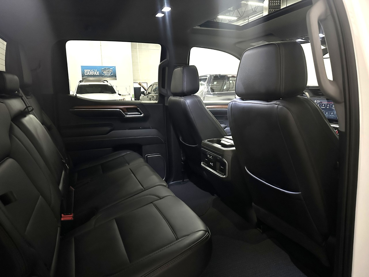 GMC Sierra 1500 Denali Crew Cab Short Box 4WD 2022