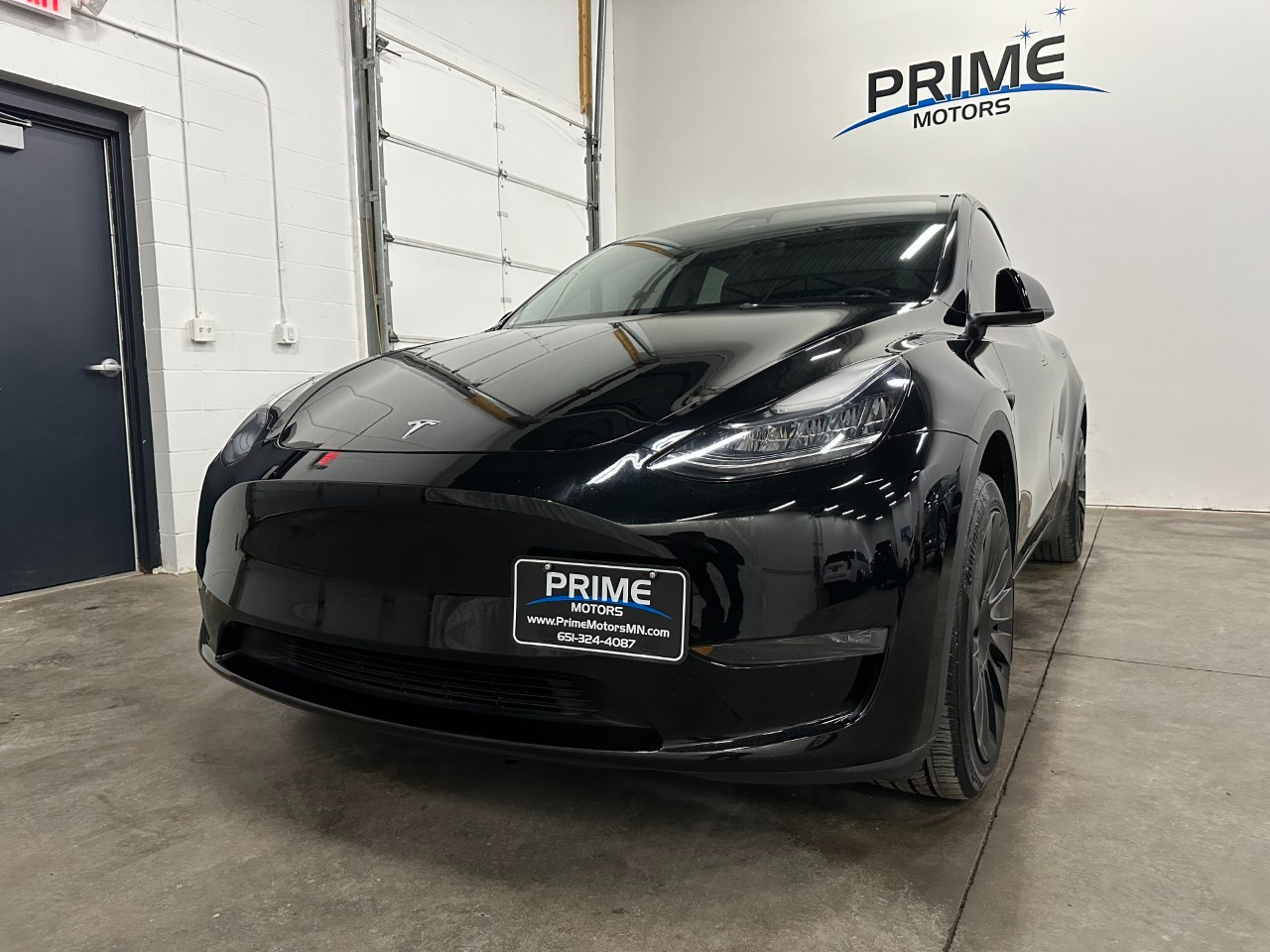 Tesla Model Y Long Range AWD 2023