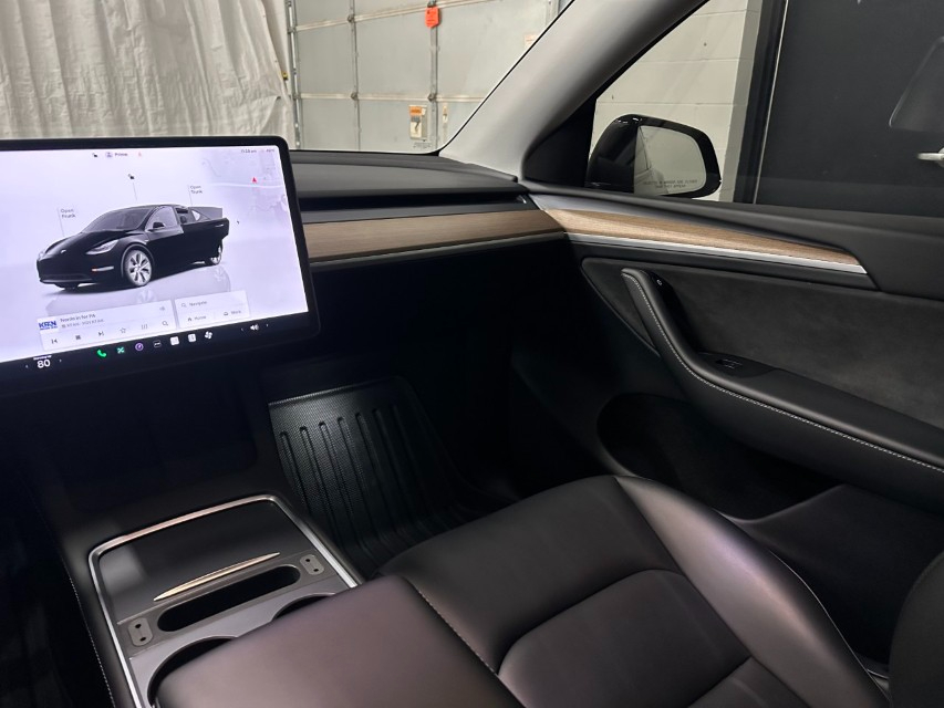 Tesla Model Y Long Range AWD 2023