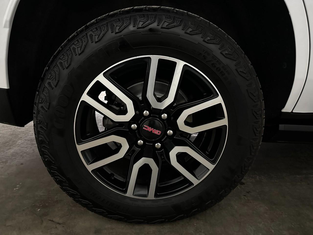 GMC Yukon AT4 4WD 2022