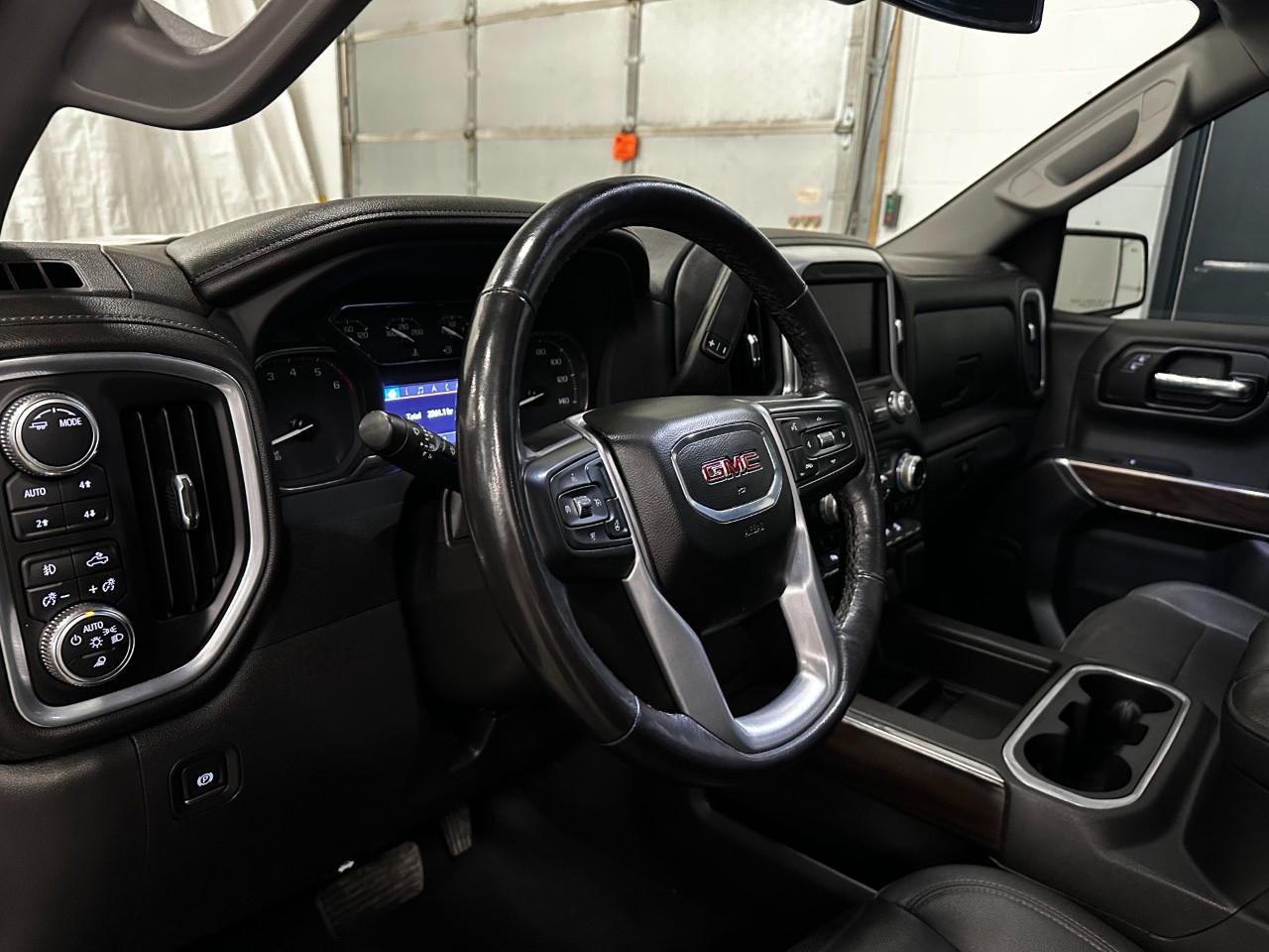 GMC Sierra 1500 Limited SLT Crew Cab Short Box 4WD 2022