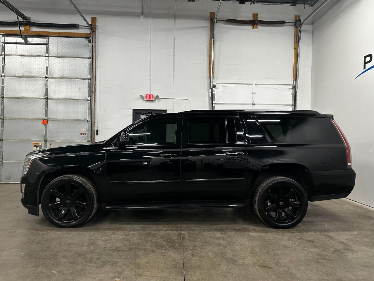 Cadillac Escalade ESV Premium Luxury 4WD 2020