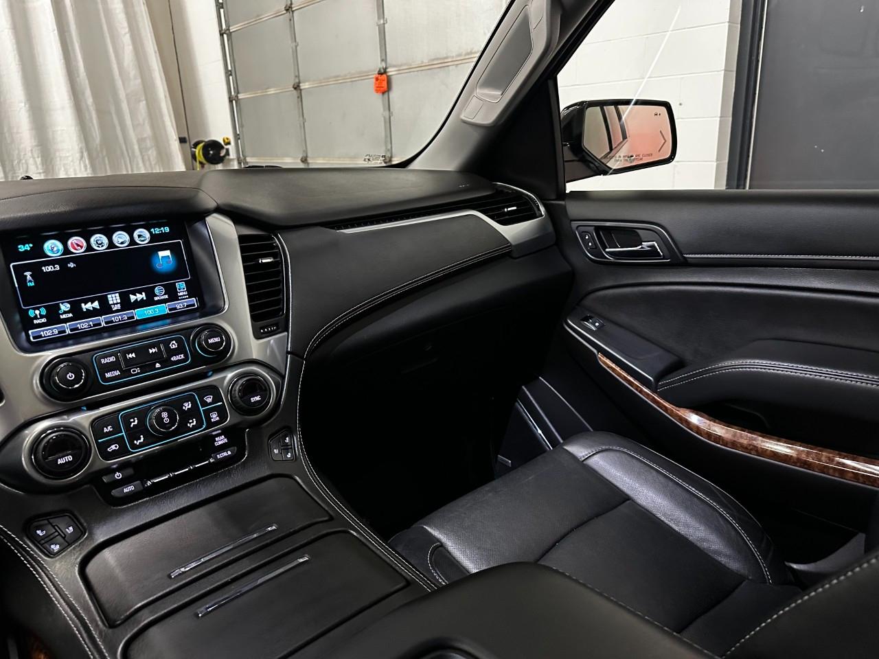 Chevrolet Suburban  2020