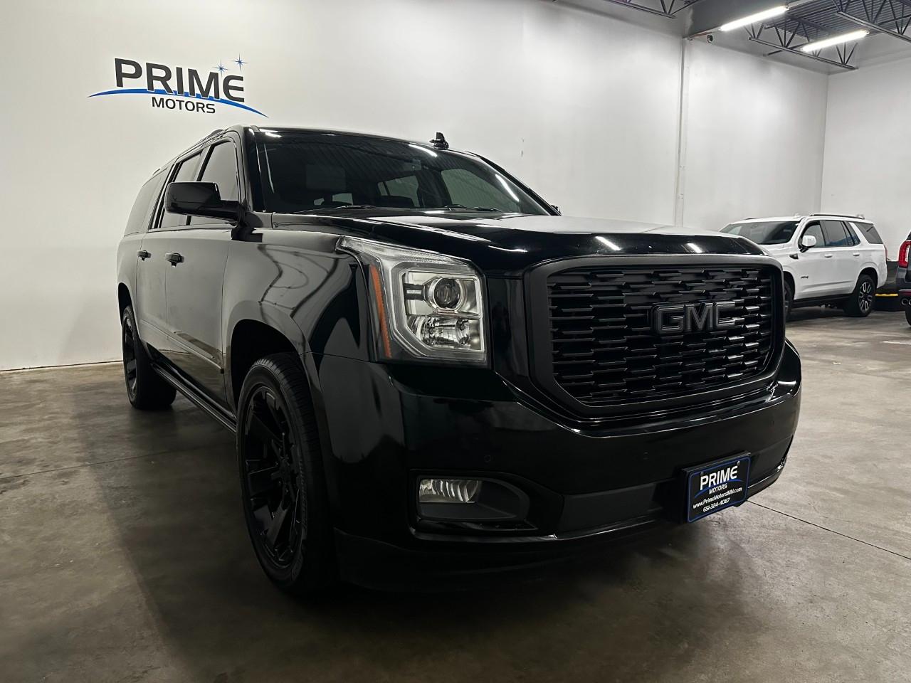 GMC Yukon XL Denali Ultimate 4WD 2019