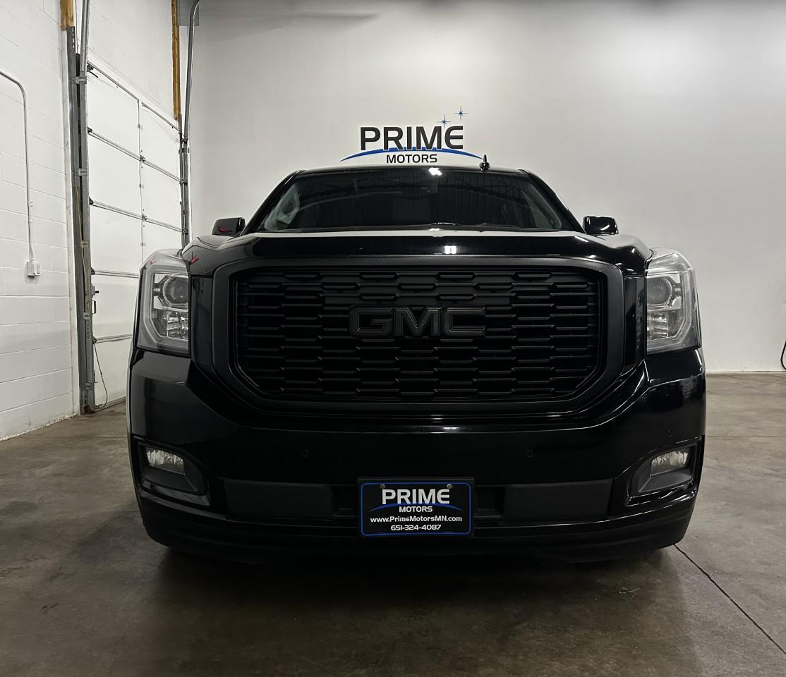 GMC Yukon XL Denali Ultimate 4WD 2019