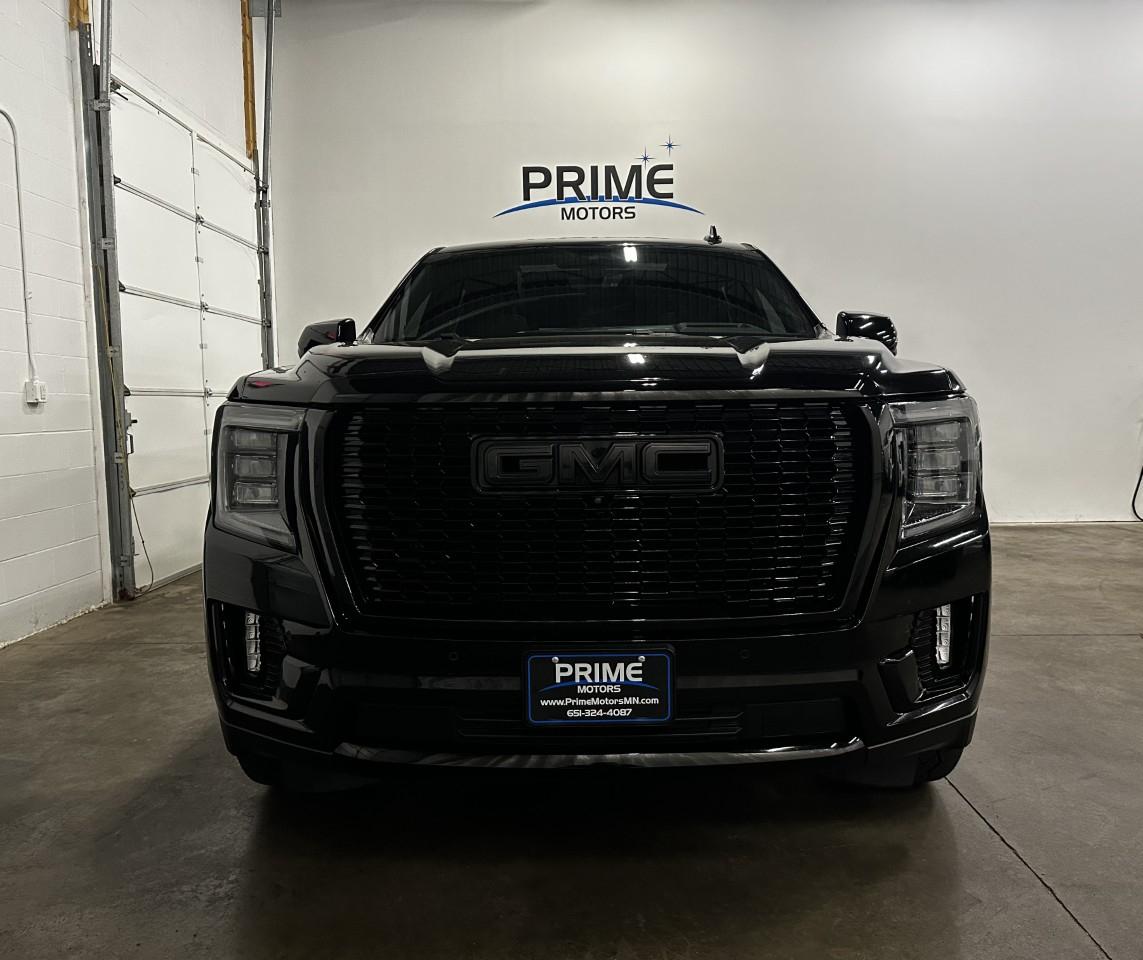 GMC Yukon Denali 4WD 2021