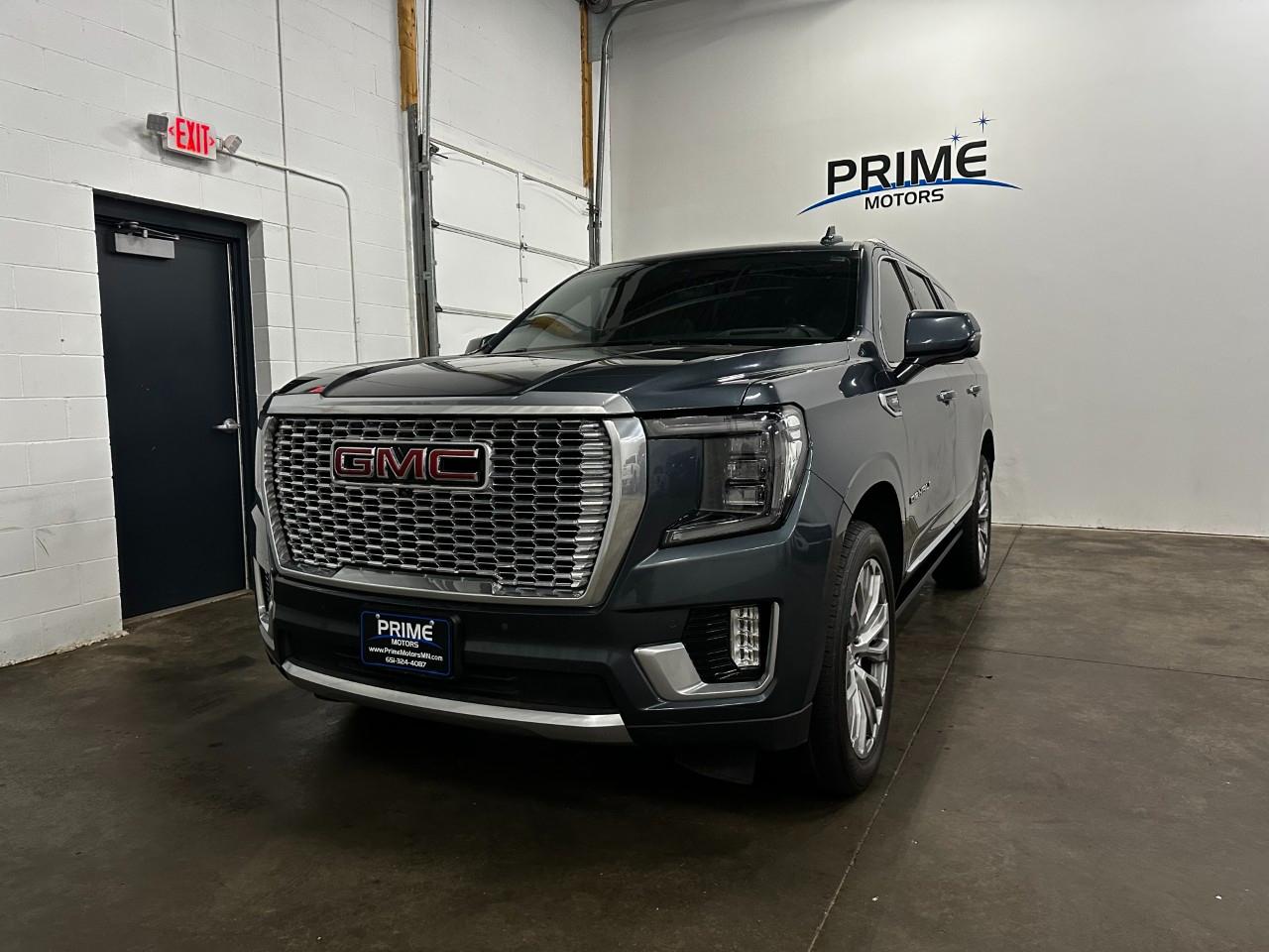 GMC Yukon Denali 4WD 2021