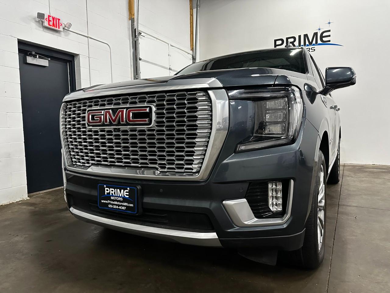 GMC Yukon Denali 4WD 2021