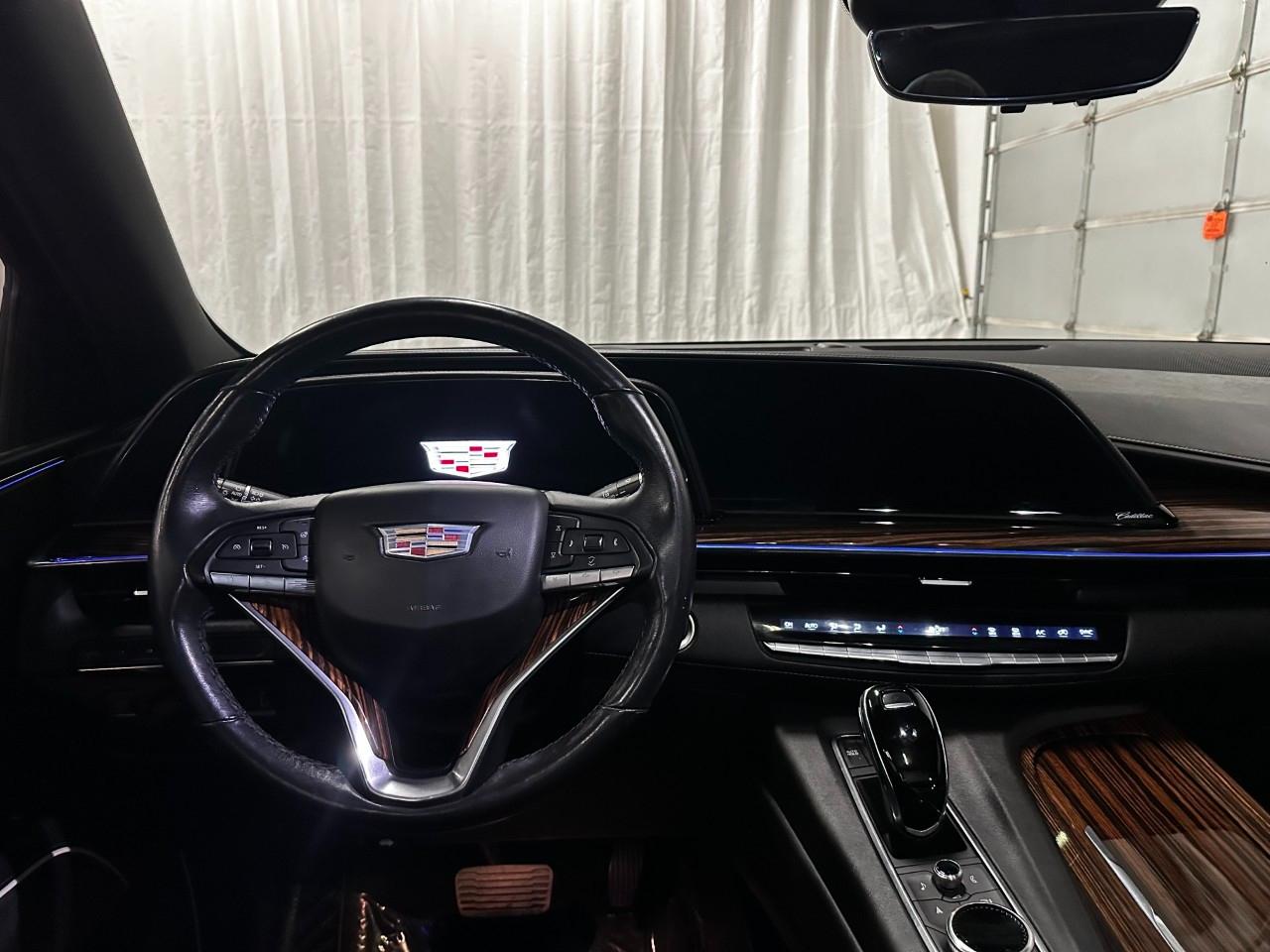 Cadillac Escalade  2021