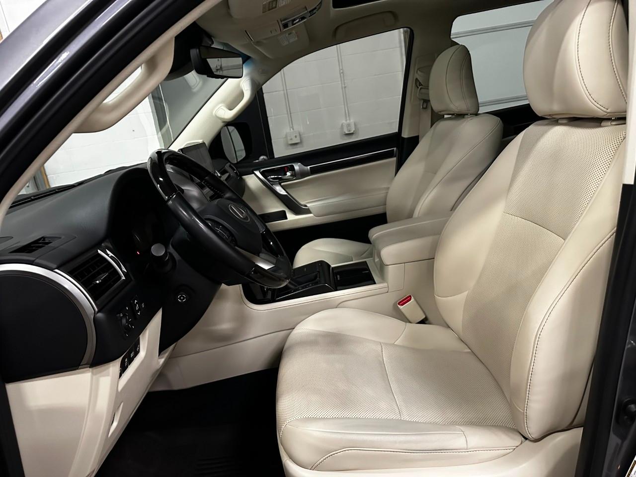 Lexus GX  2023