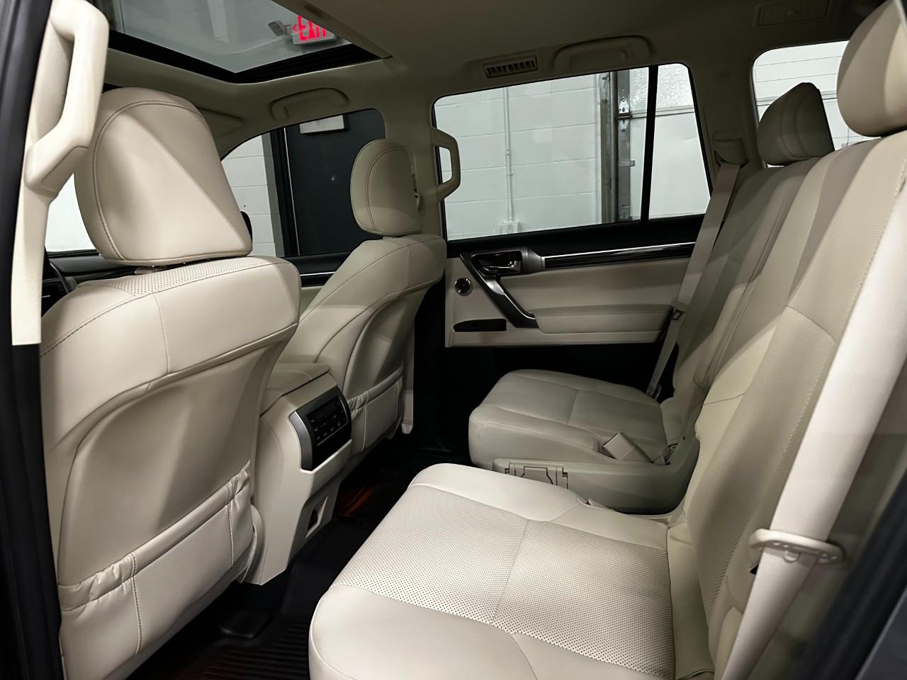 Lexus GX  2023