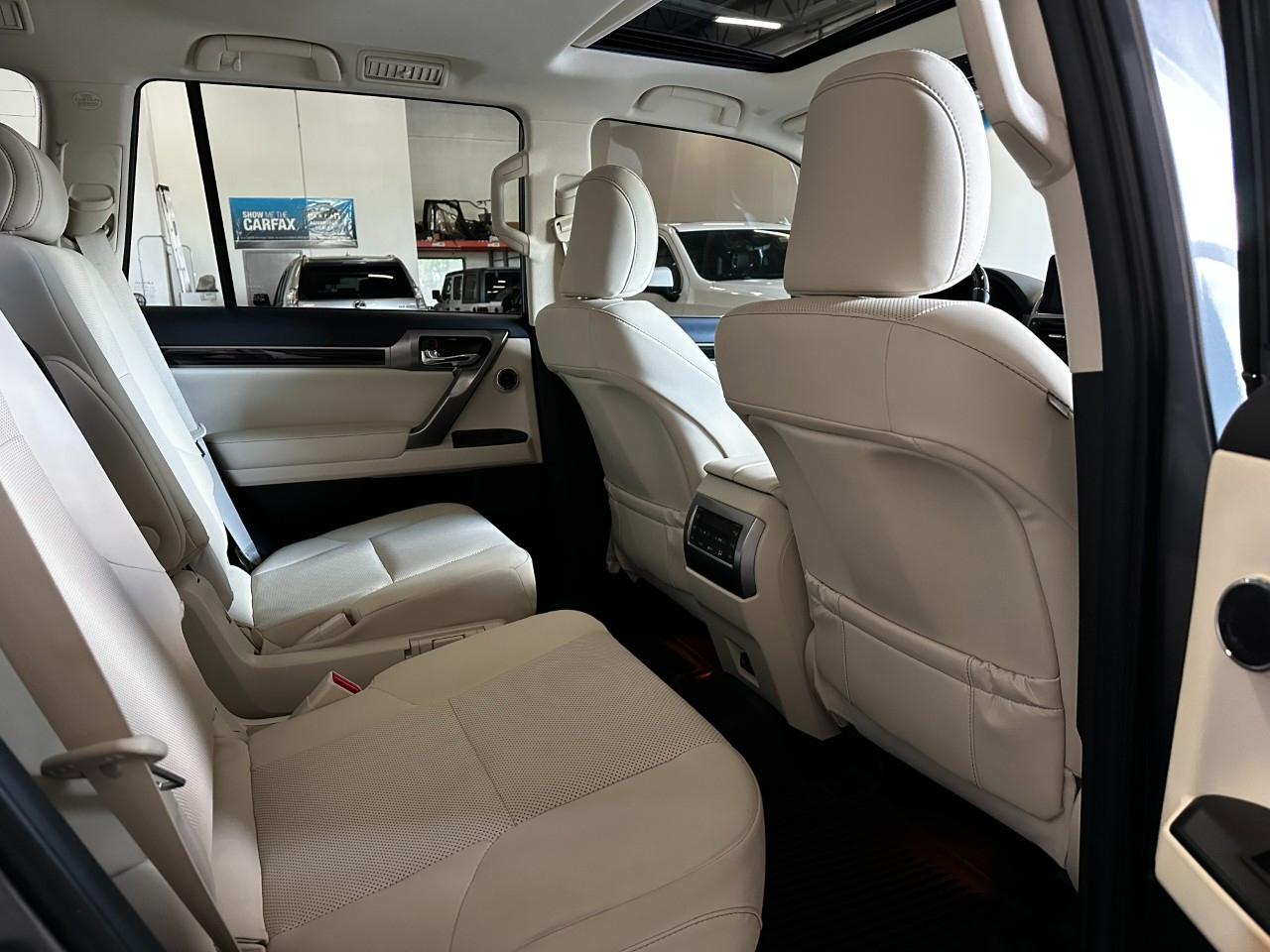 Lexus GX  2023