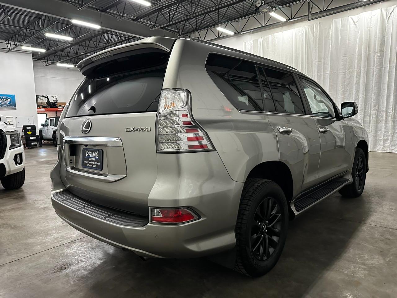 Lexus GX  2022