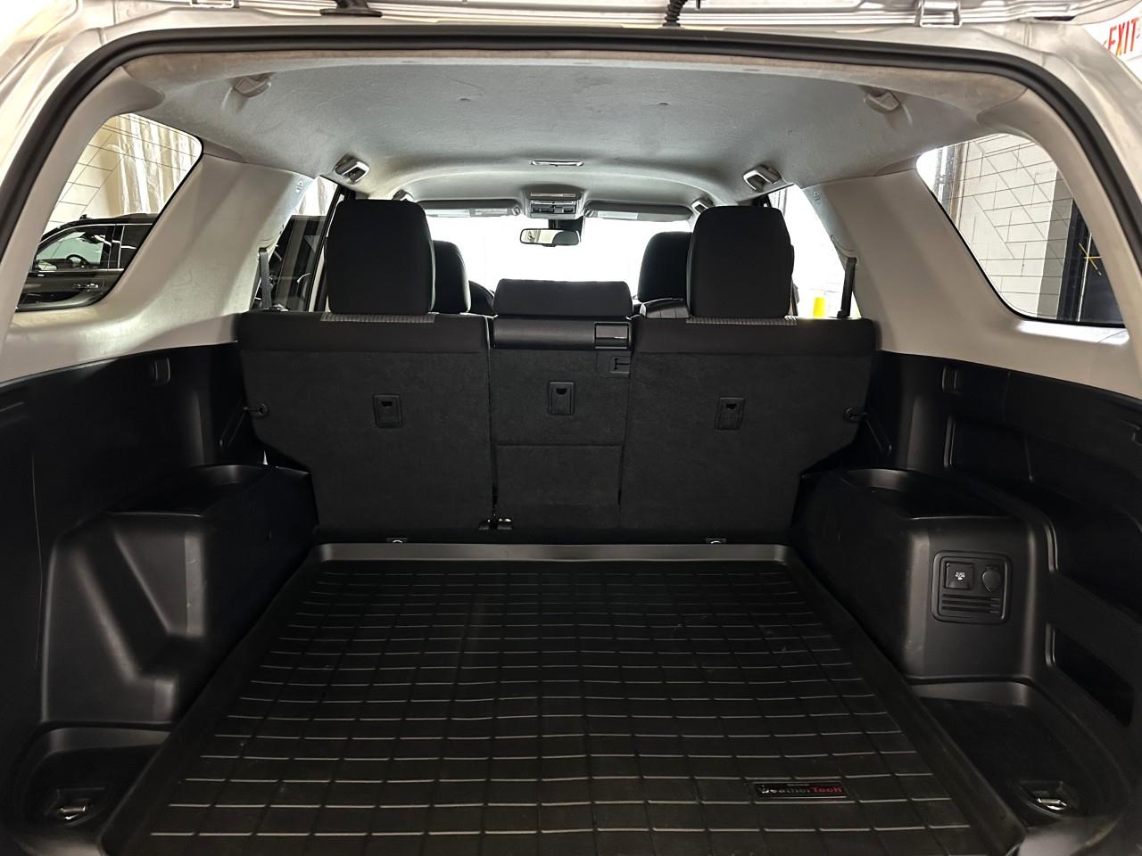 Toyota 4Runner SR5 4WD 2020