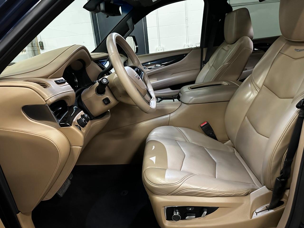 Cadillac Escalade ESV  2019