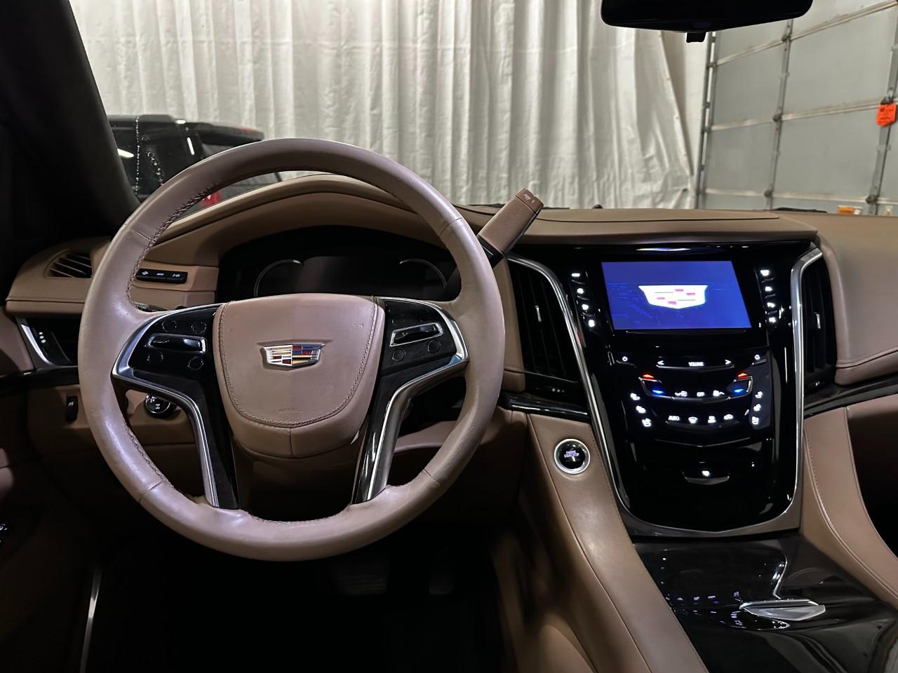 Cadillac Escalade ESV  2019