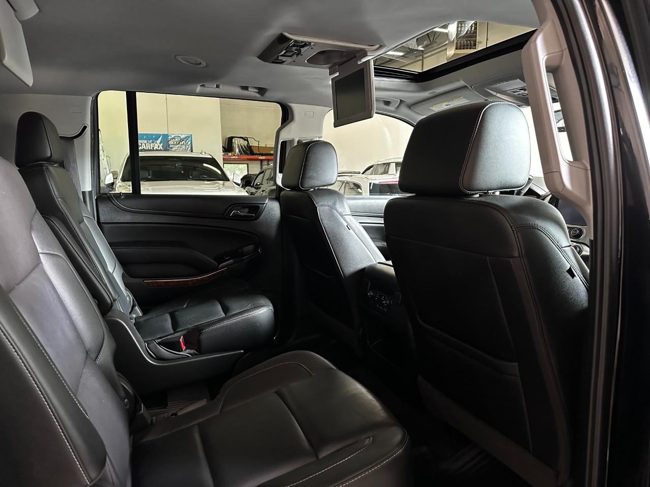 Chevrolet Suburban Premier 4WD 2017