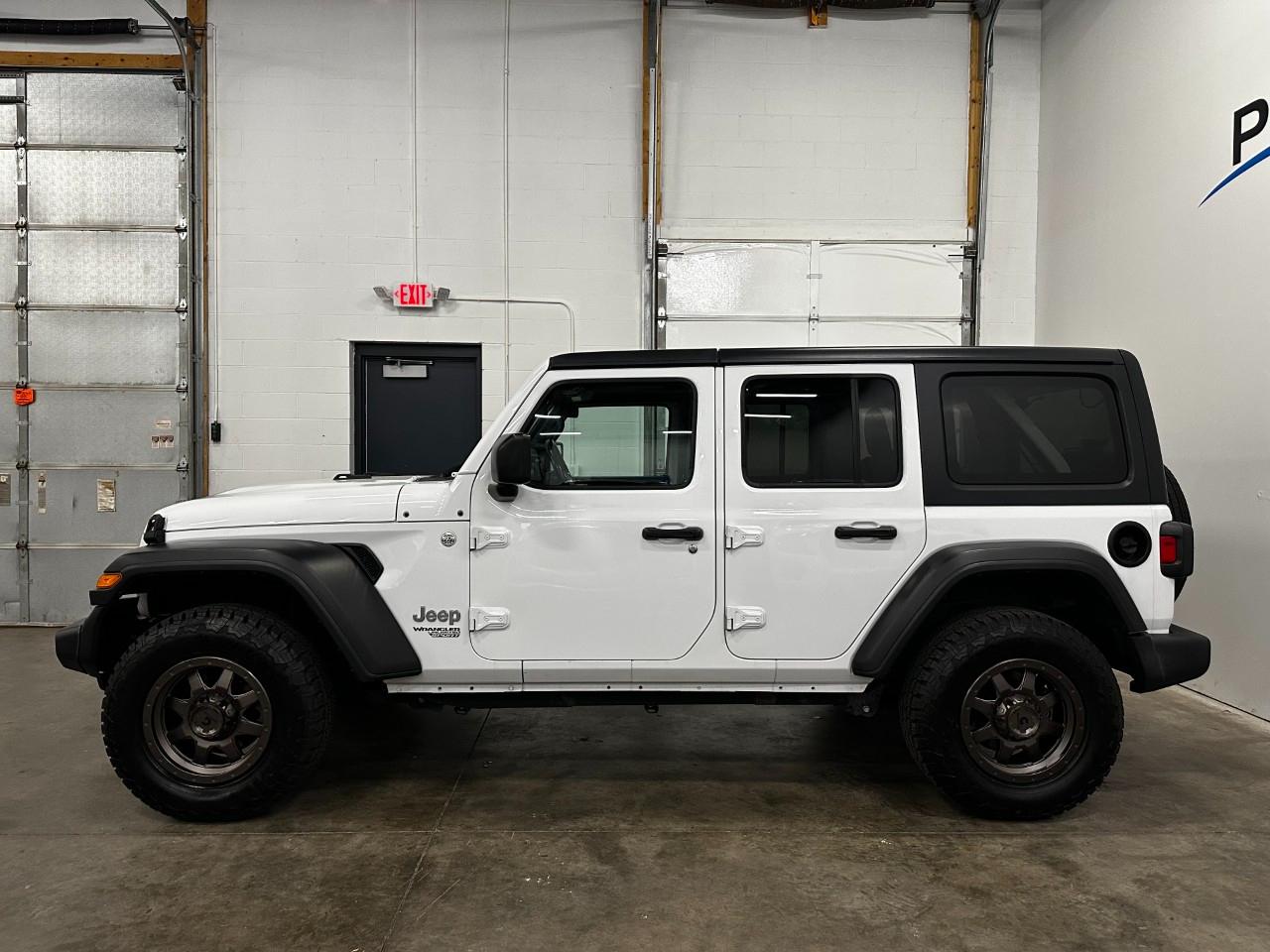 Jeep Wrangler  2021