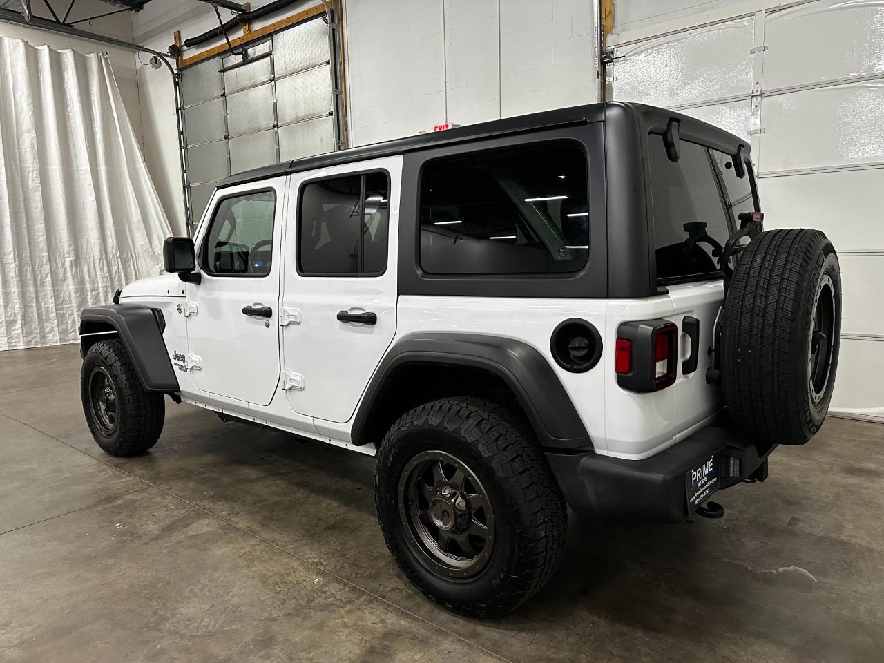Jeep Wrangler  2021