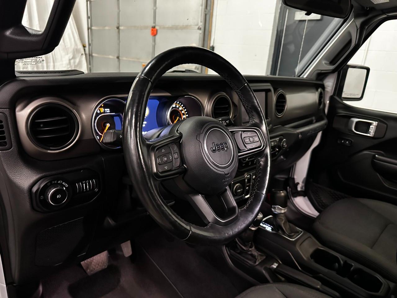 Jeep Wrangler  2021