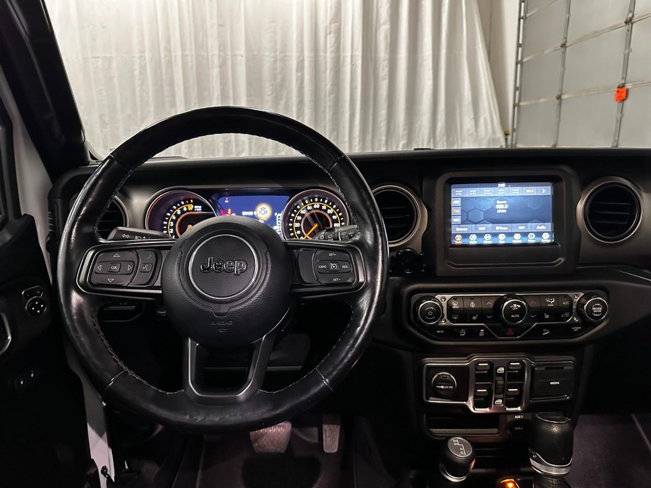 Jeep Wrangler  2021