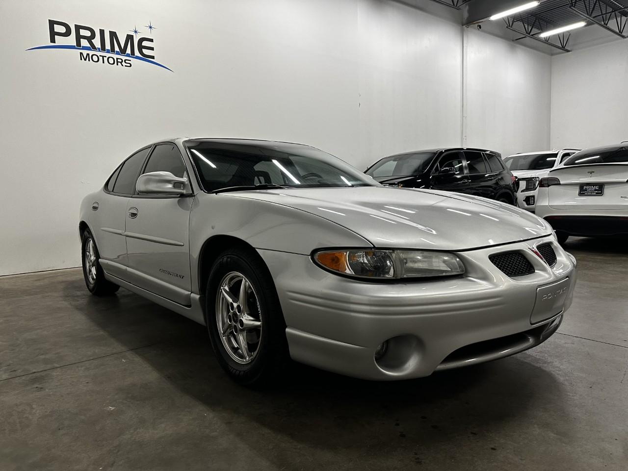 Pontiac Grand Prix GT sedan 2002