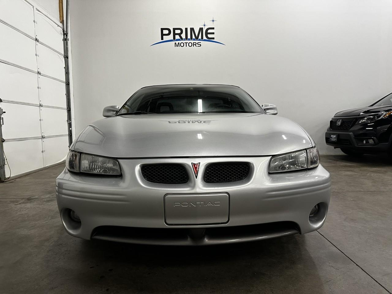 Pontiac Grand Prix GT sedan 2002