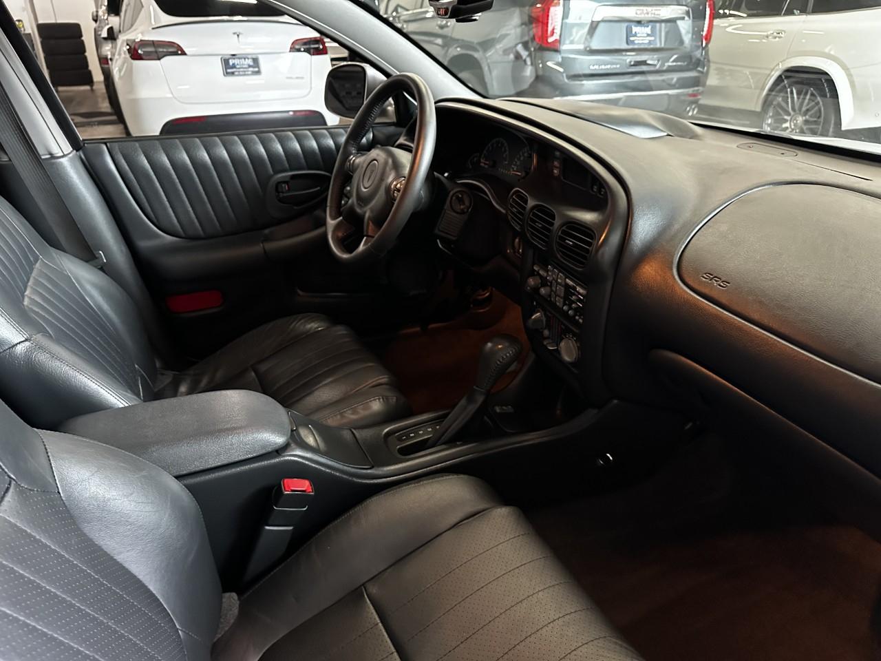 Pontiac Grand Prix GT sedan 2002