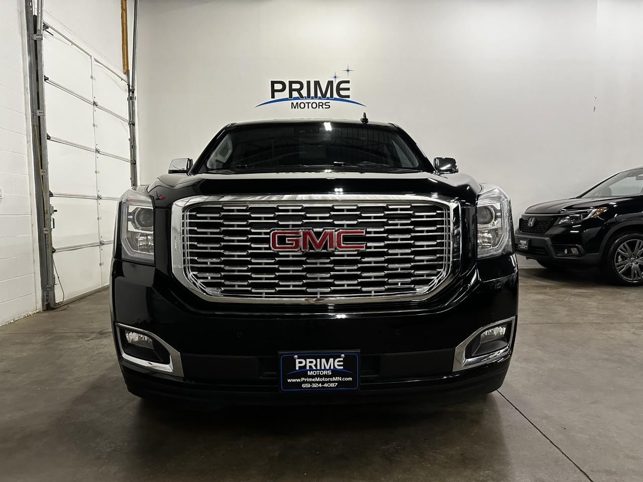 GMC Yukon Denali Ultimate 4WD 2018