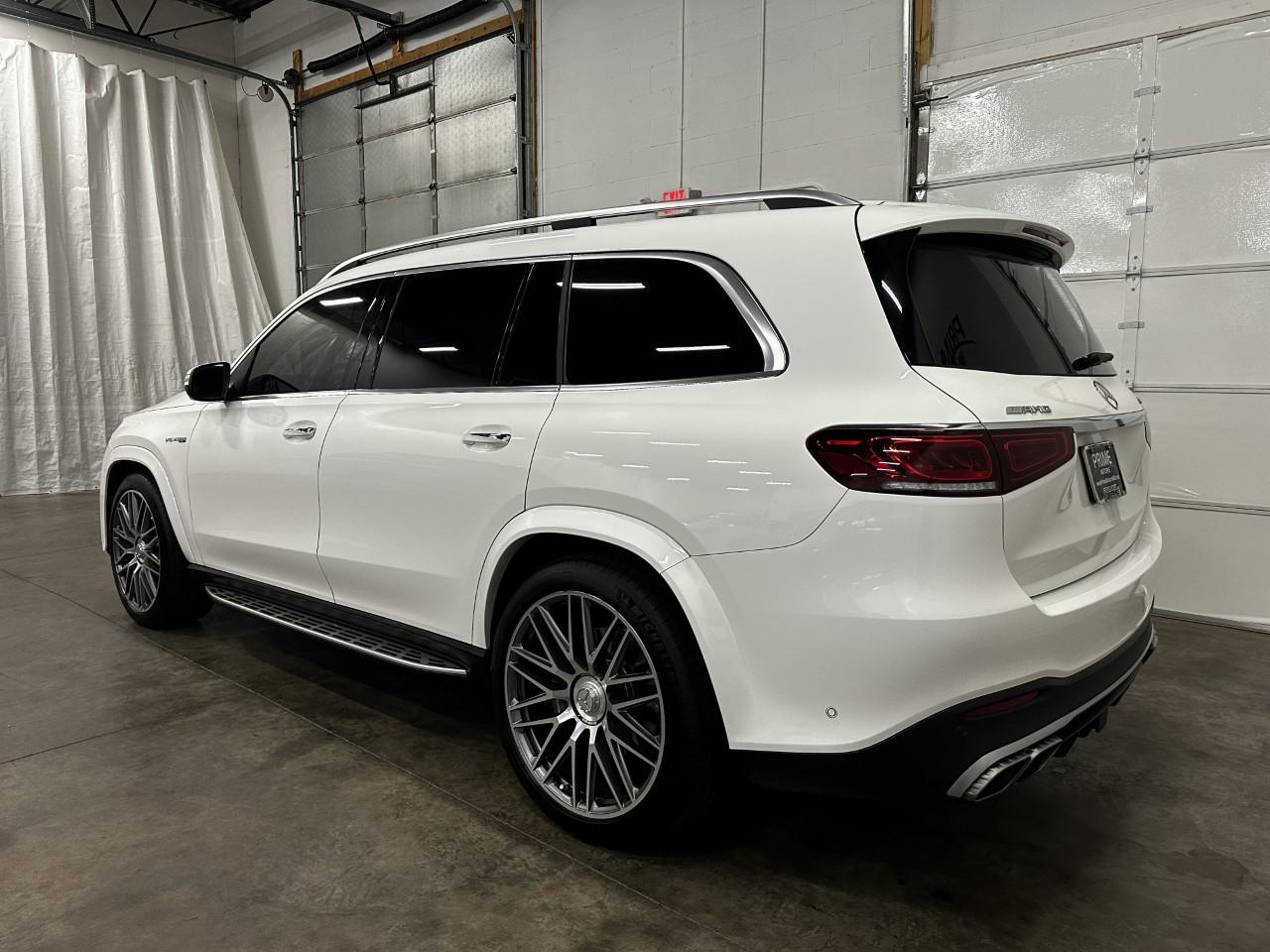 Mercedes-Benz GLS  2021