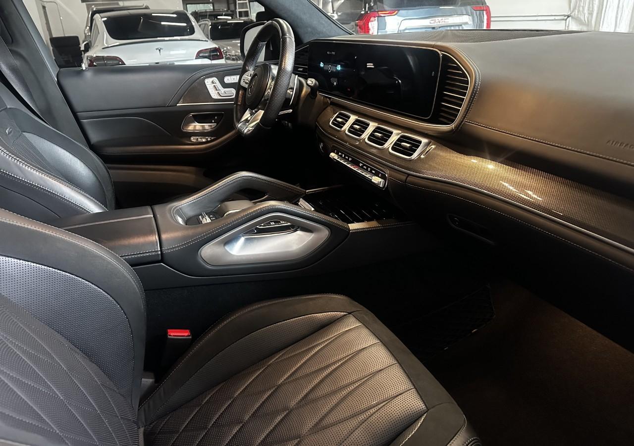 Mercedes-Benz GLS  2021