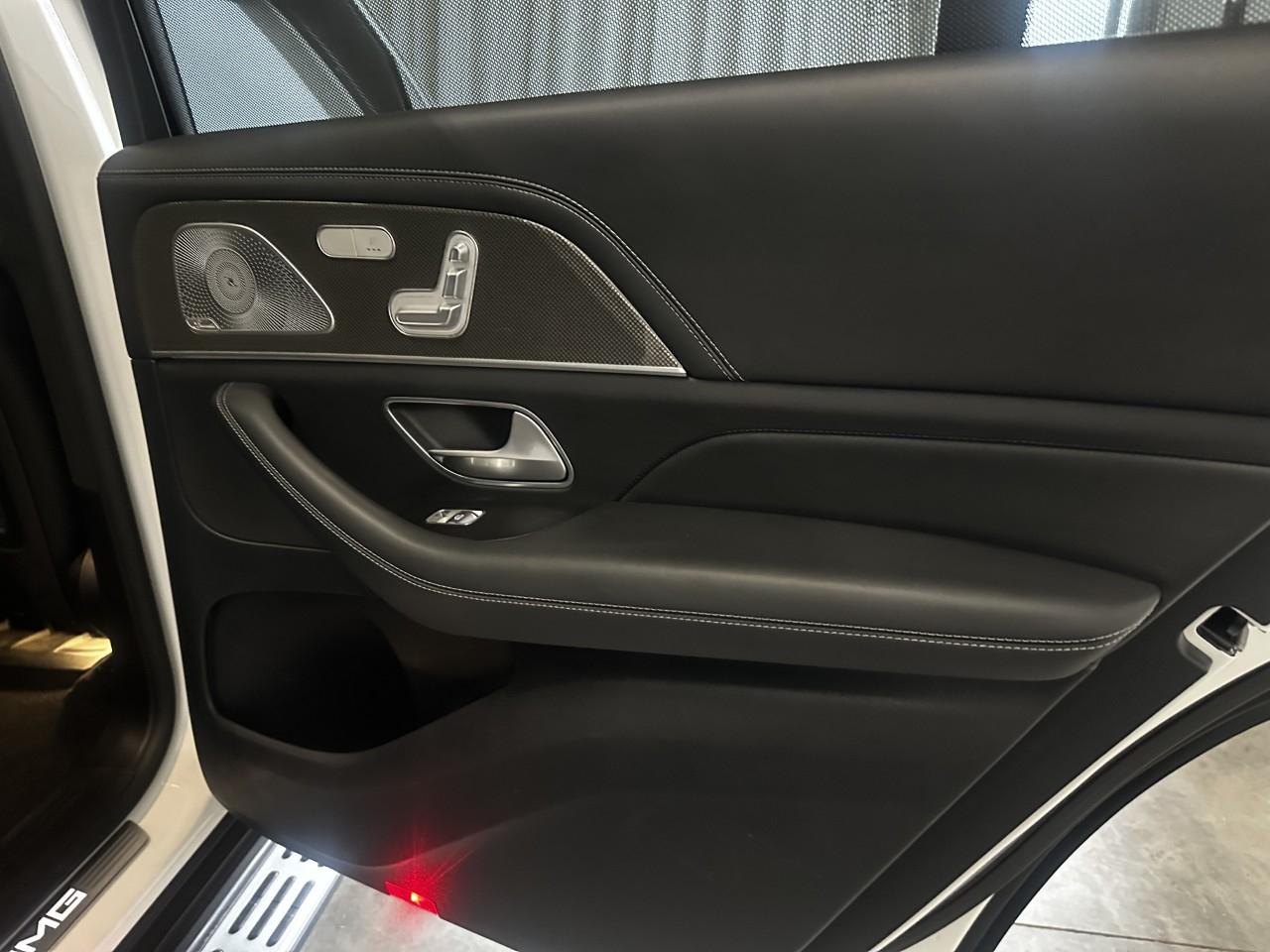 Mercedes-Benz GLS  2021