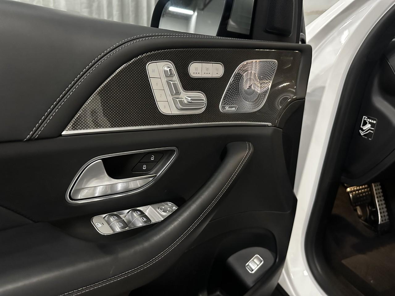 Mercedes-Benz GLS  2021