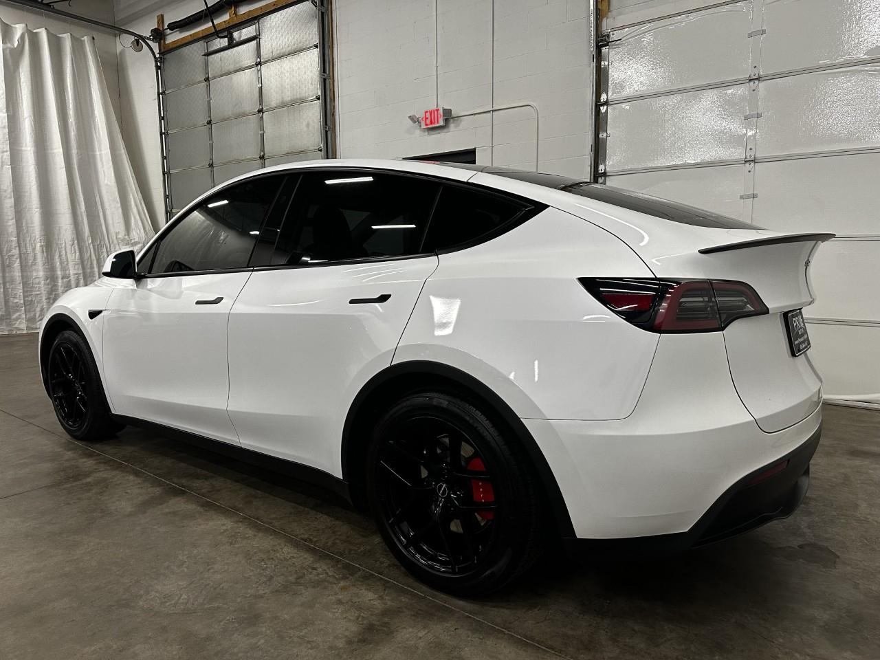 Tesla Model Y Performance AWD 2023