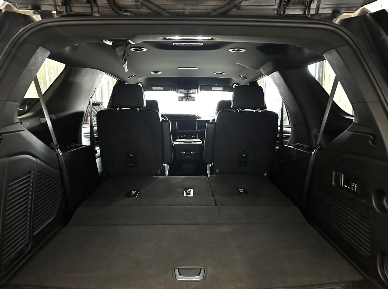 GMC Yukon Denali 4WD 2022