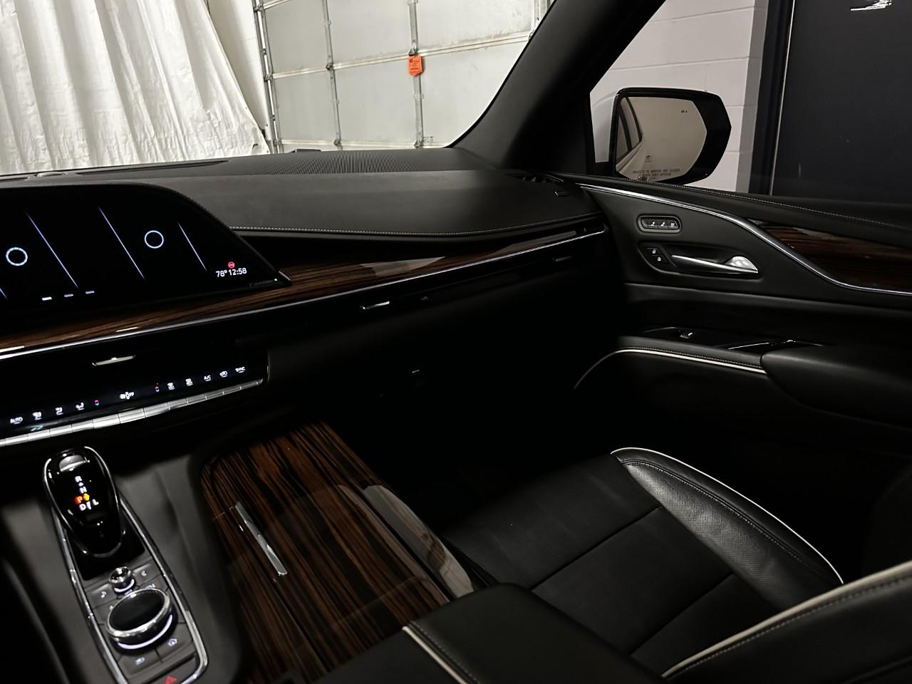 Cadillac Escalade  2021