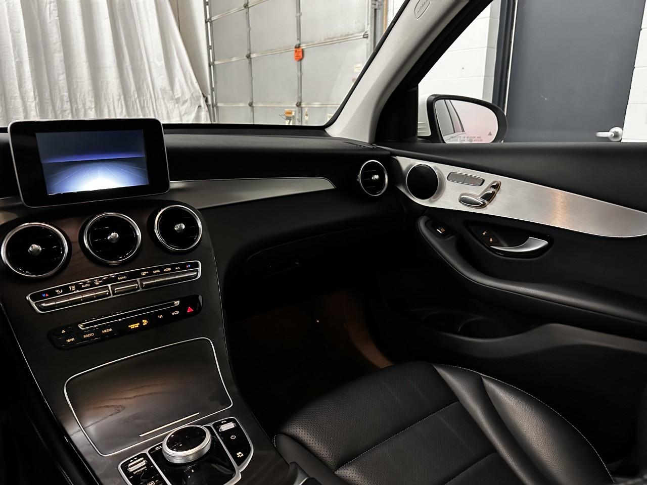 Mercedes-Benz GLC GLC 300 4MATIC SUV 2019