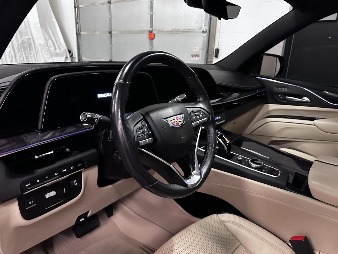 Cadillac Escalade ESV  2021