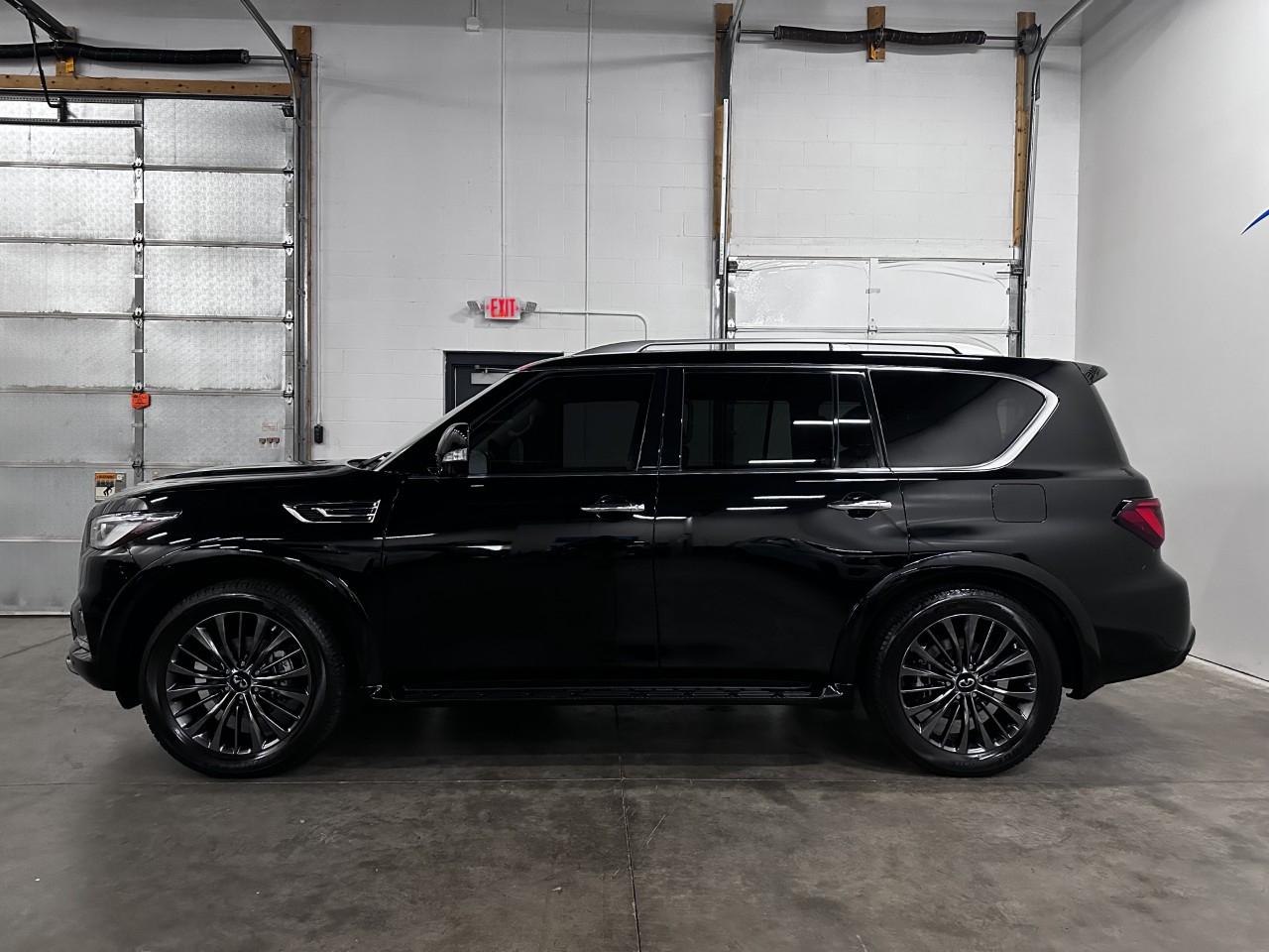 Infiniti QX80  2021