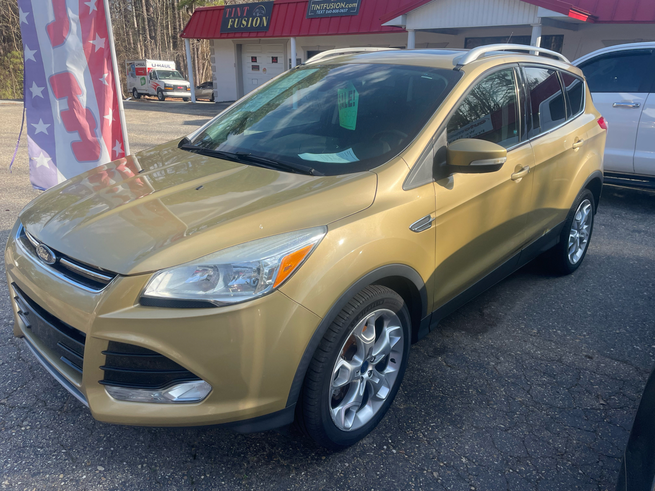 2015 Ford Escape Titanium's photo