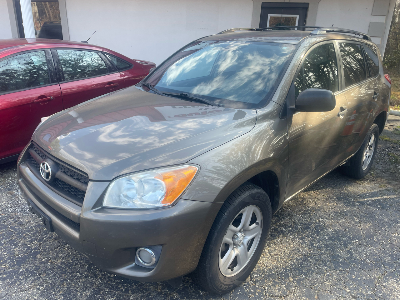 2011 Toyota RAV4 LE's photo