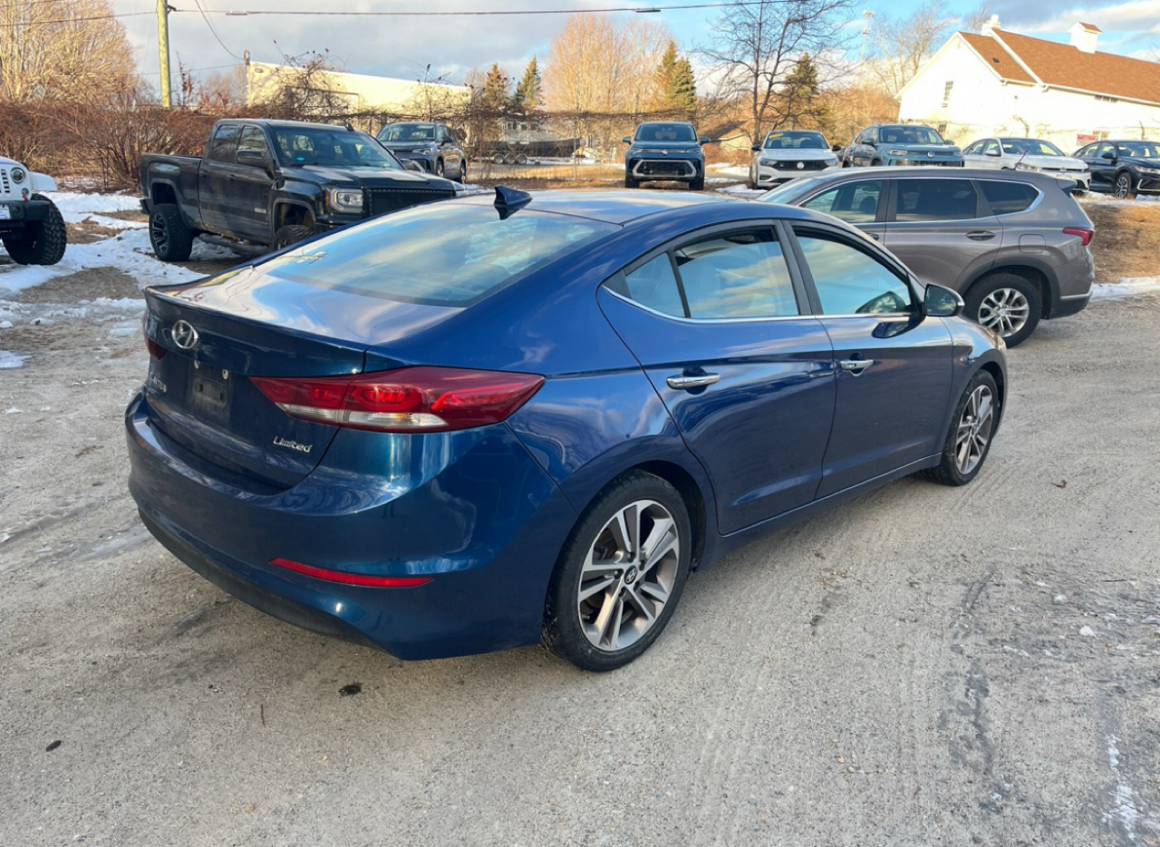 Hyundai Elantra  2017