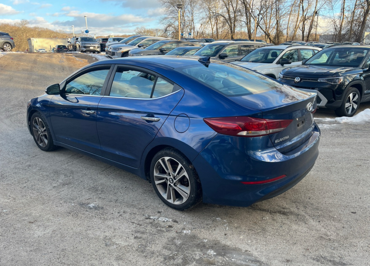 Hyundai Elantra  2017
