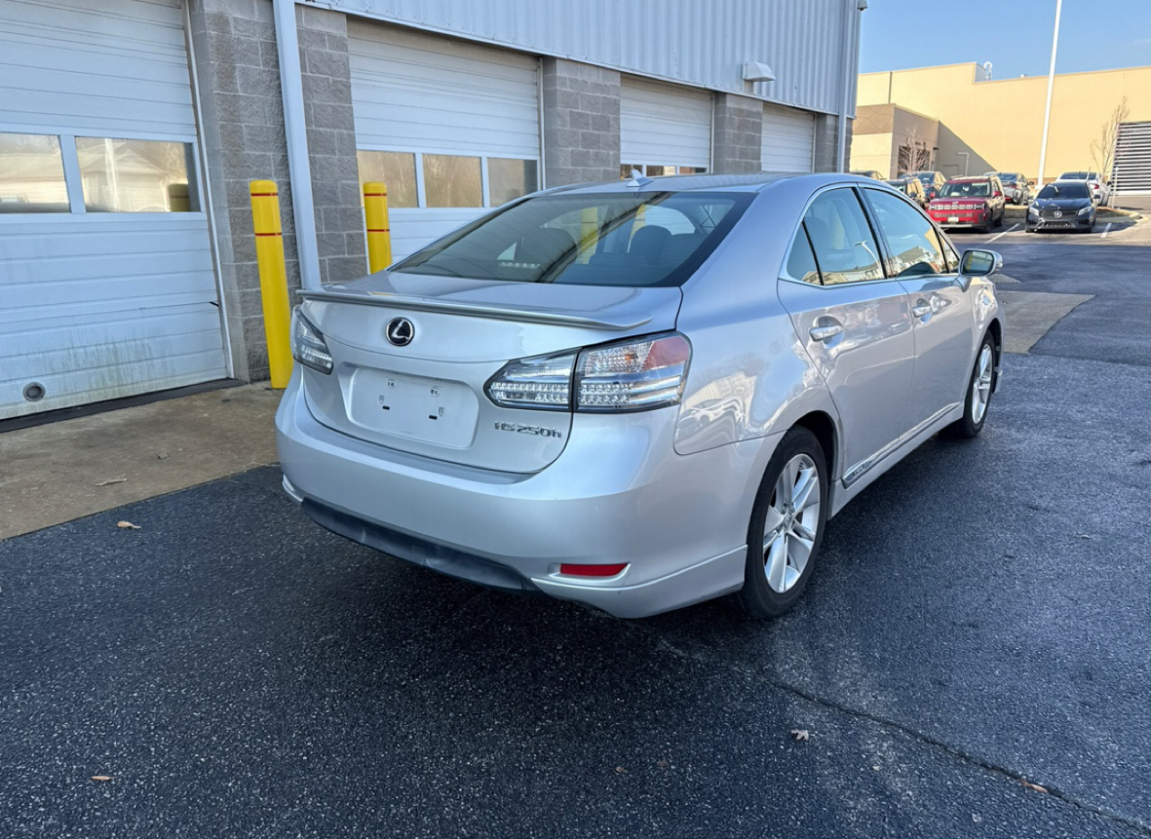Lexus HS 250h  2011