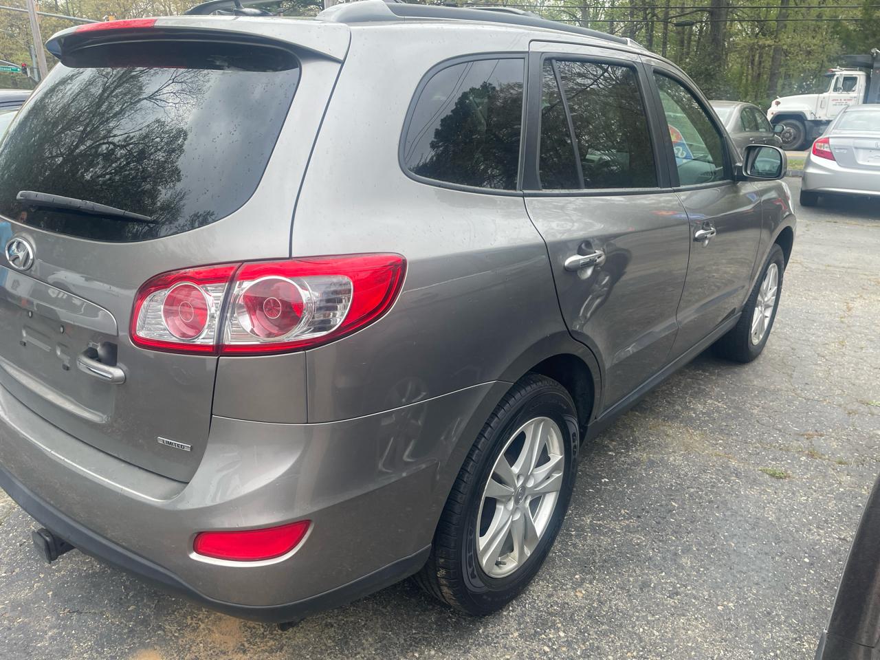 Hyundai Santa Fe  2012