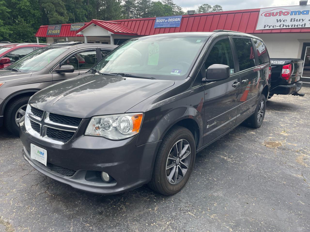 2017 Dodge Grand Caravan SXT's photo